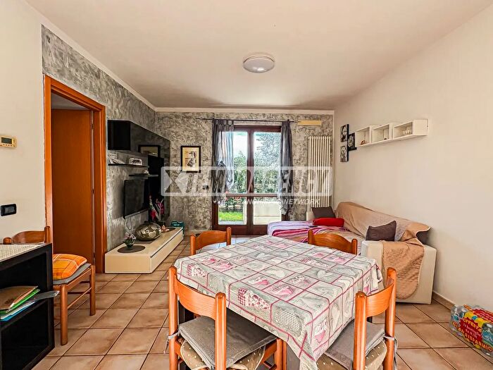 Appartamento trilocale in vendita in Via del Confine, Cervia