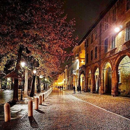 Appartamento con 5 locali in vendita in Reggio Emilia