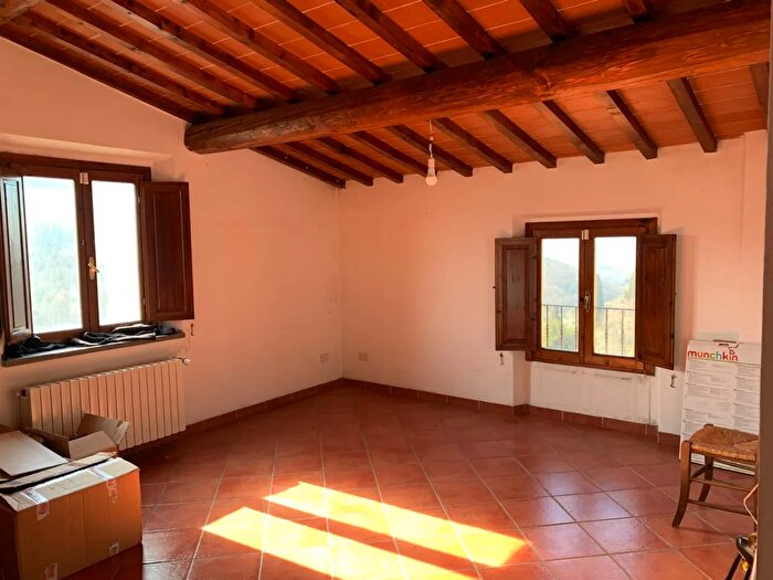 Appartamento quadrilocale in vendita in Via Roma, Bagno A Ripoli