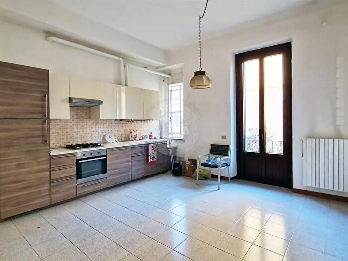 Appartamento trilocale in affitto in Via Porta Lodi, Monza