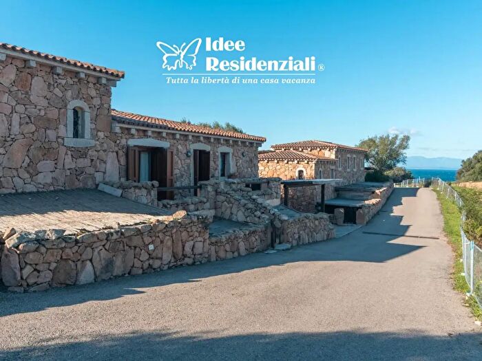 Appartamento trilocale in affitto in Palau