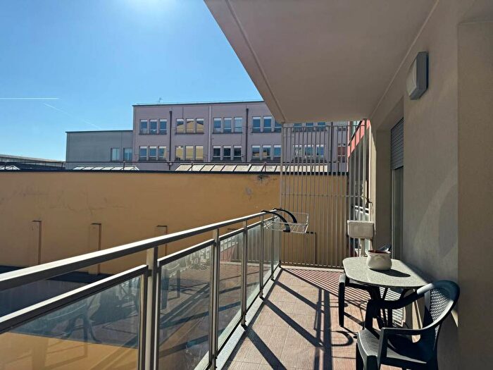 Appartamento bilocale in affitto in Via Luigi Mancinelli, Casoretto, Milano
