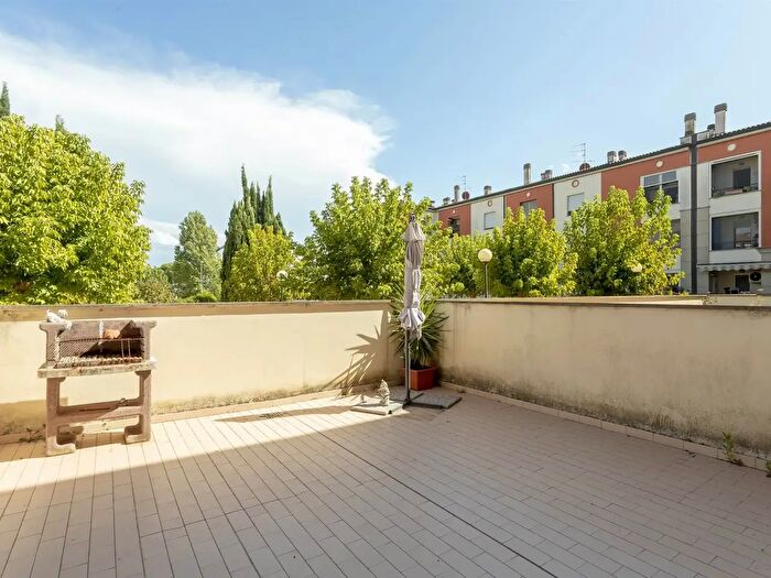 Appartamento trilocale in vendita in Via Maromme, Signa