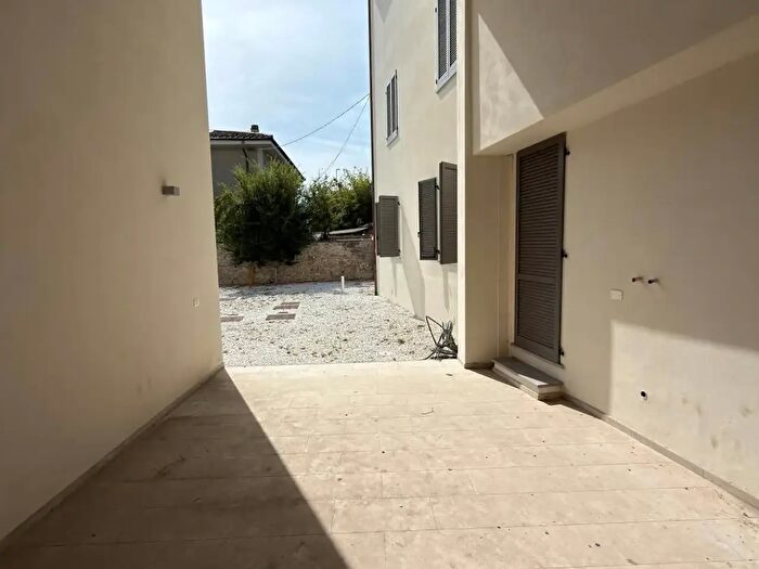 Appartamento trilocale in vendita in Calenzano