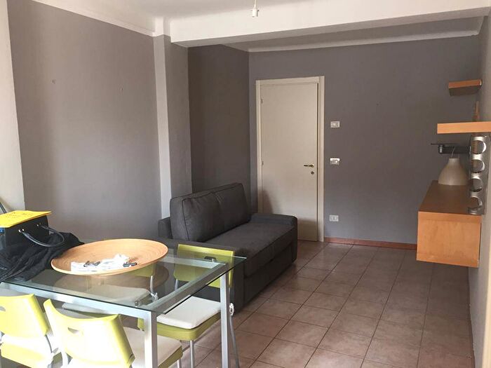 Appartamento bilocale in affitto in Strada Luigi Carlo Farini, Centro Storico, Parma