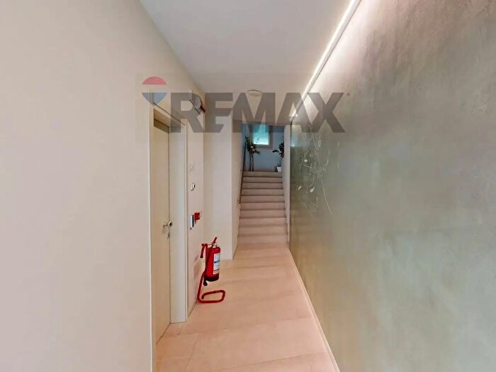 Casa con 13 locali in vendita in Valdobbiadene