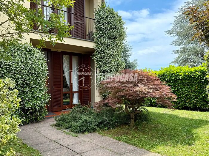 Casa con 5 locali in vendita in Via Alcide De Gasperi, Vigano'