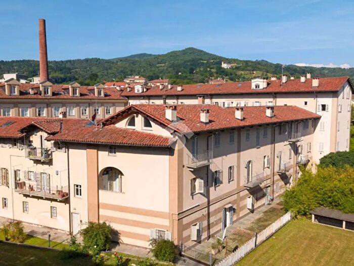Appartamento trilocale in vendita in Via Don Orione, Verzuolo