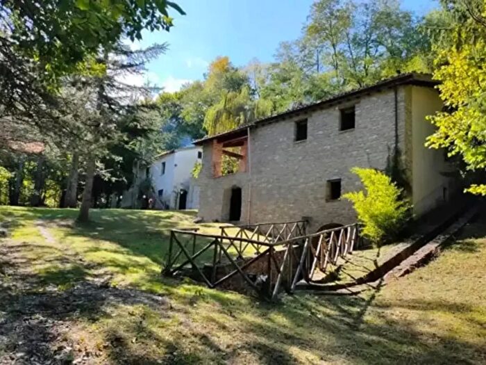 Casa quadrilocale in vendita in Colle dei Cerri, Arsita