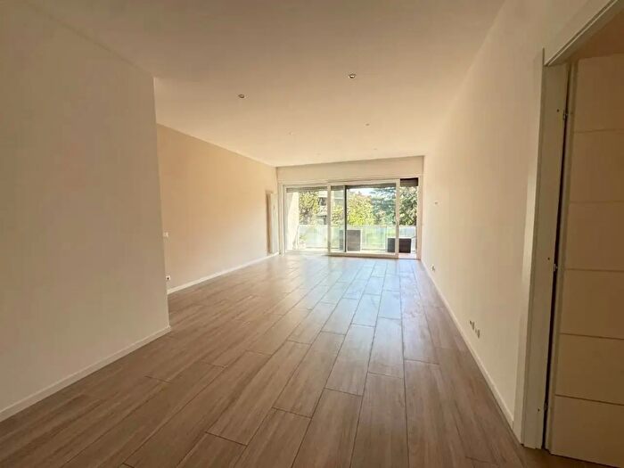 Appartamento quadrilocale in affitto in Via del Casaletto, Roma