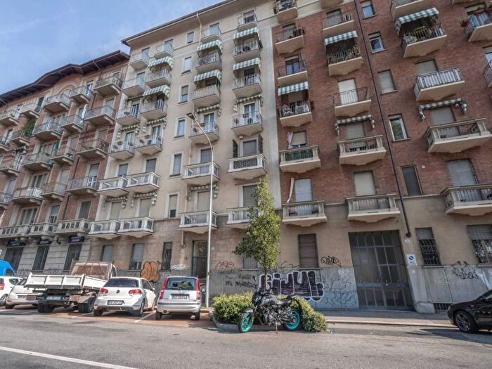 Appartamento bilocale in vendita in Corso Emilia, Aurora, Torino