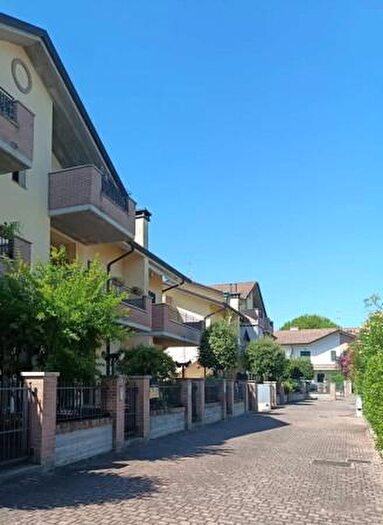 Appartamento trilocale in vendita in Via Fienilone, Cervia