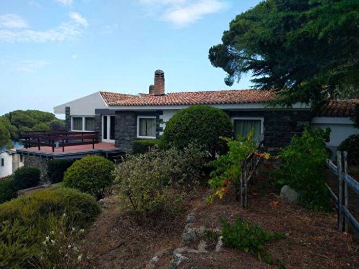 Casa con 6 locali in vendita in Località Torrazzo, Santa Maria Del Mare Torrazzo, Stalettì