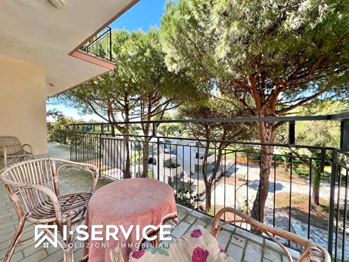 Appartamento trilocale in vendita in Via Traversa Ventesima, Cervia