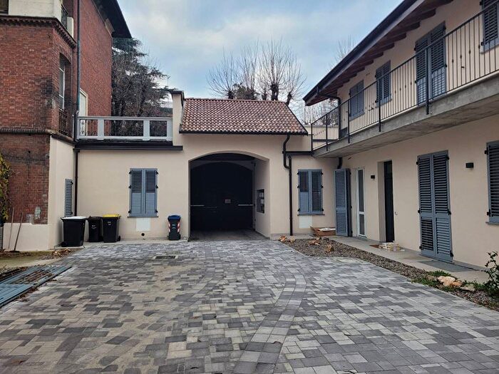 Appartamento trilocale in affitto in Corso Giuseppe Garibaldi, Centro, Rho