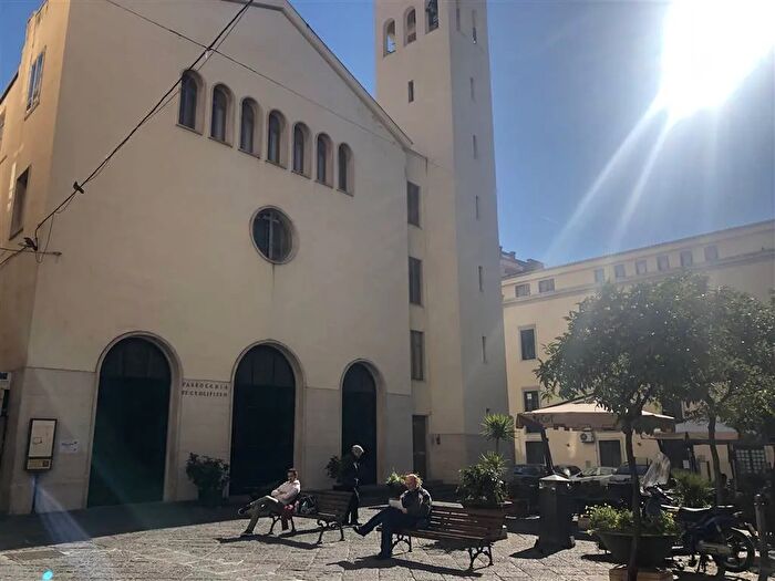 Appartamento bilocale in vendita in Salerno, Salerno