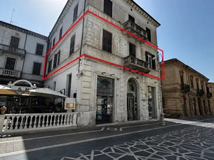 Appartamento con 6 locali in vendita in Via Pollidoro di Mastro Renzo B, Lanciano