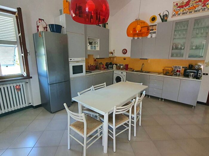 Appartamento con 5 locali in affitto in Olmo Santa Caterina Falcinello, Sarzana