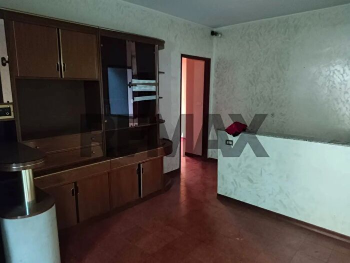 Appartamento quadrilocale in vendita in Via Francia, Gravina Di Catania