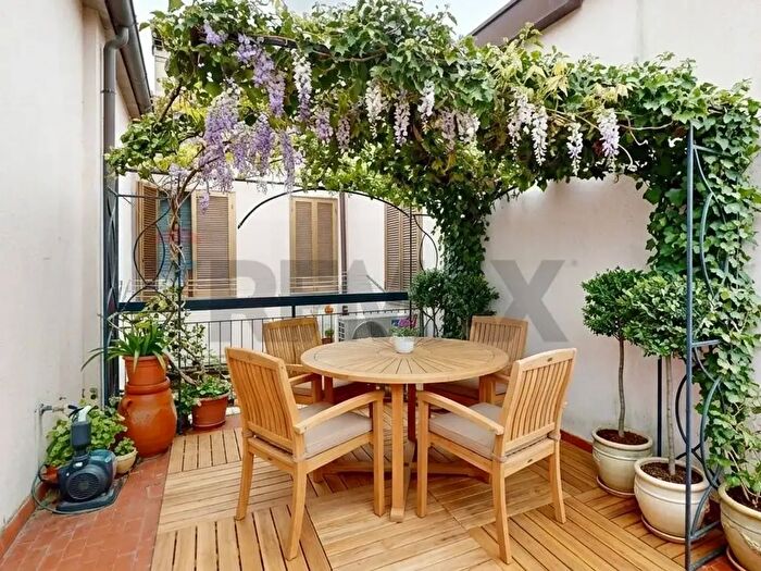 Appartamento quadrilocale in vendita in Via Rusca, Savona