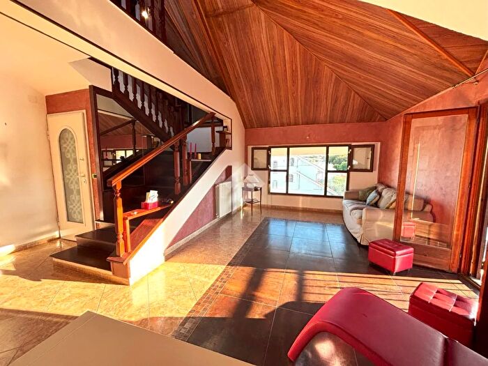 Appartamento trilocale in vendita in Via degli Iris, Nettuno