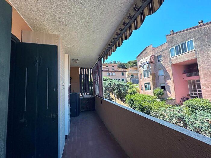 Appartamento trilocale in vendita in Porto Azzurro