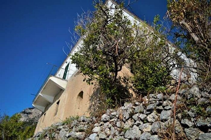 Casa con 6 locali in vendita in Amalfi