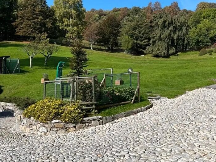 Casa con 13 locali in vendita in Via C Goldoni, Alta Valle Intelvi