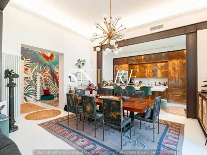 Appartamento con 6 locali in vendita in Via Ciro Menotti, Firenze