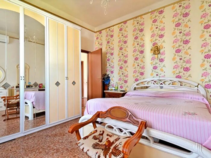 Casa con 5 locali in vendita in Via Provinciale Prada, Russi