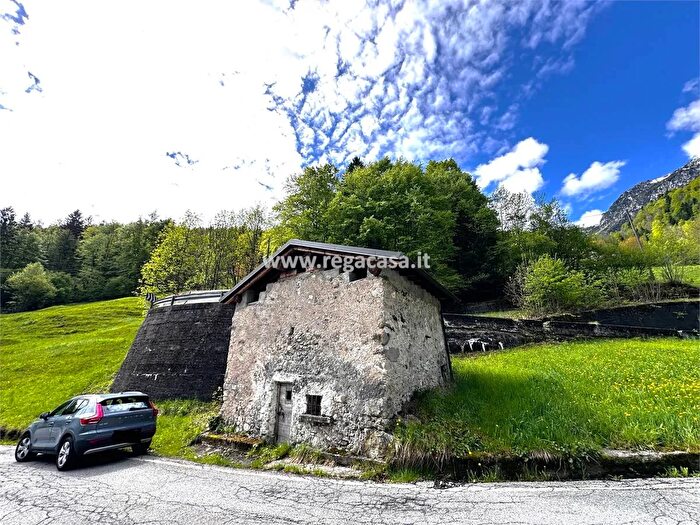 Casa bilocale in vendita in Via Rava Valtorta Bg, Valtorta