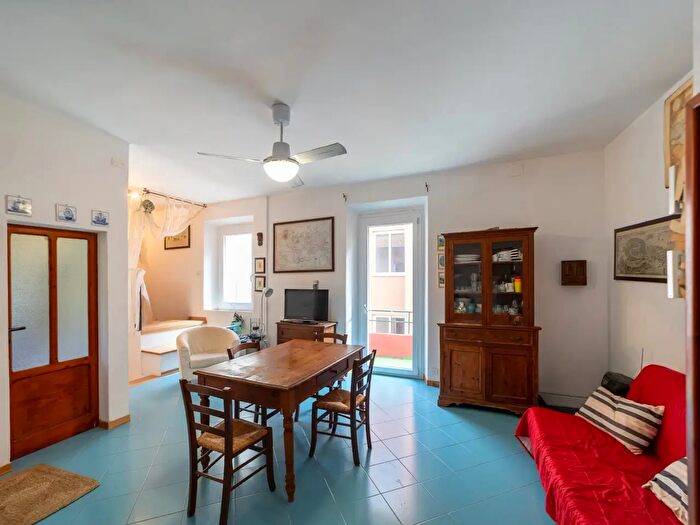 Appartamento trilocale in vendita in Via Filippo II Snc, Monte Argentario