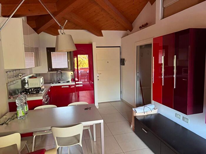 Appartamento trilocale in affitto in Poderino Trave, Fano