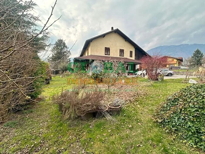 Appartamento quadrilocale in vendita in Via Broletti, Castelnuovo