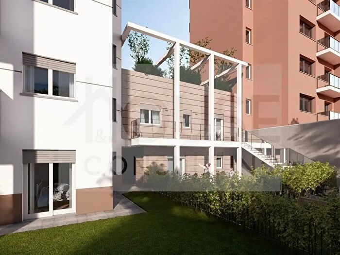 Case in Vendita e in Affitto - 3