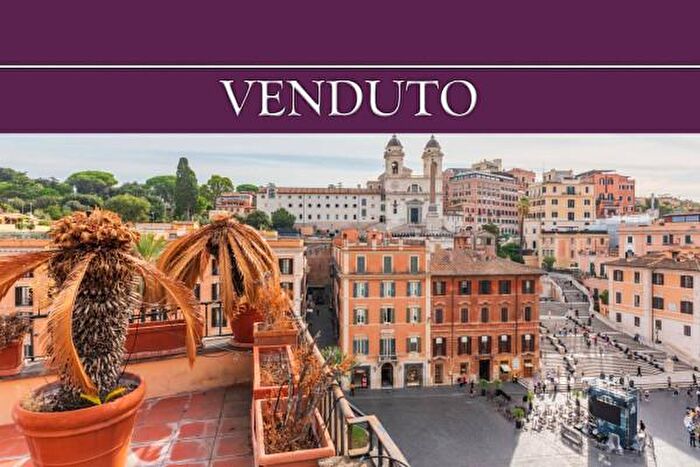 Appartamento bilocale in vendita in Piazza di Spagna, Roma