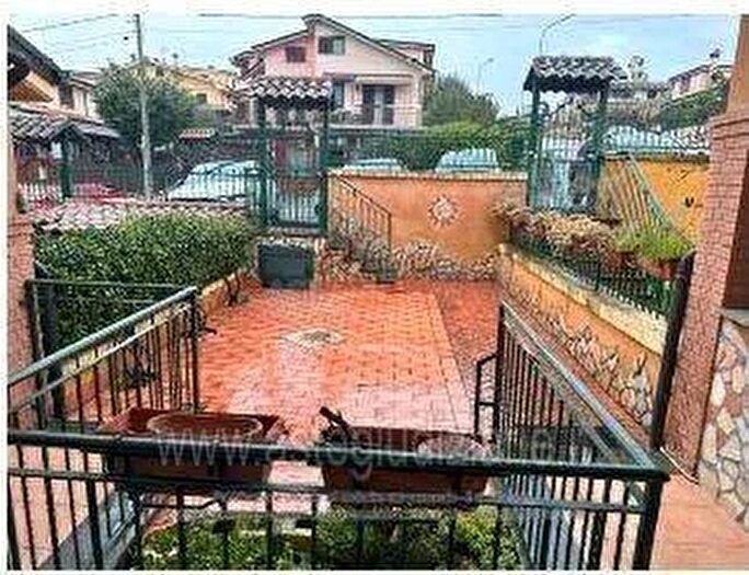 Casa trilocale in vendita in Via Pietro Vannucci, Guidonia Montecelio