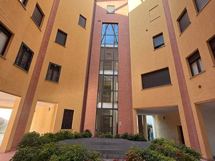 Appartamento monolocale in affitto in Via Torino, Flora, Legnano