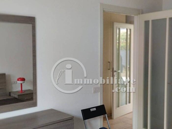 Appartamento bilocale in affitto in Via San Martino, Centro, Turate