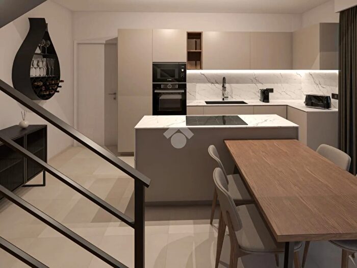 Casa quadrilocale in vendita in Via Lanzo, Cirie