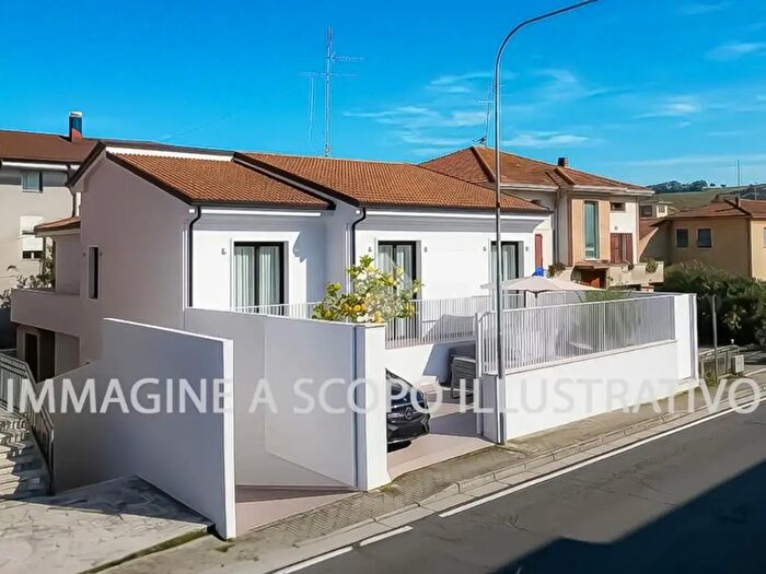 Appartamento trilocale in vendita in Viale Cavour, SantElpidio A Mare