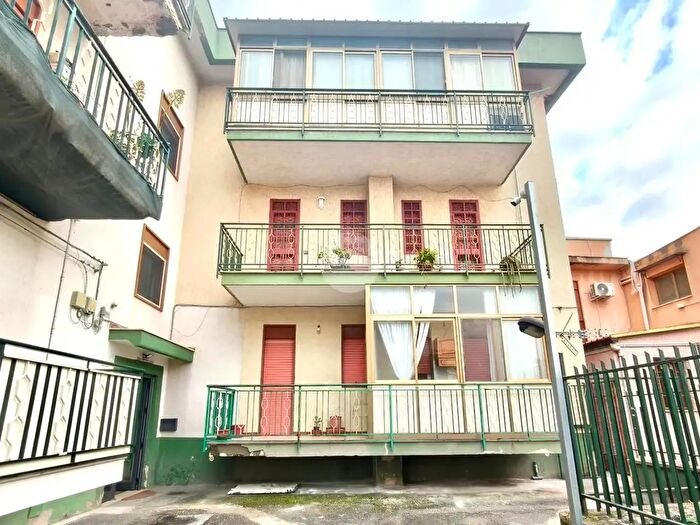 Appartamento trilocale in vendita in Via Giuseppe dalì, Palermo