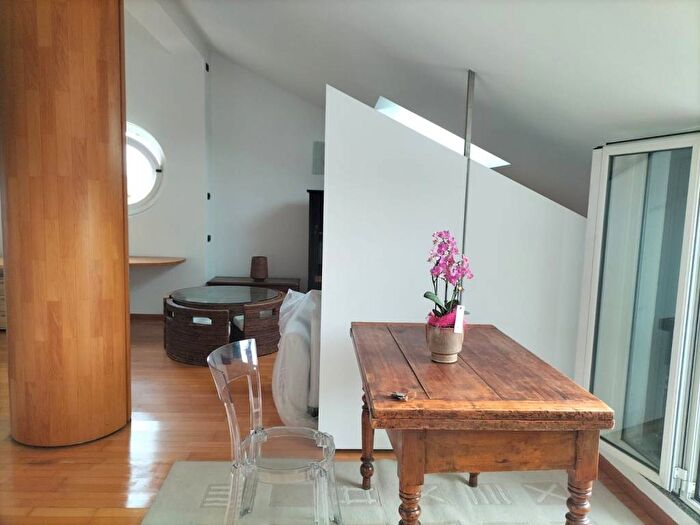 Casa bilocale in affitto in Via Pavia, Ascanio Sforza, Milano