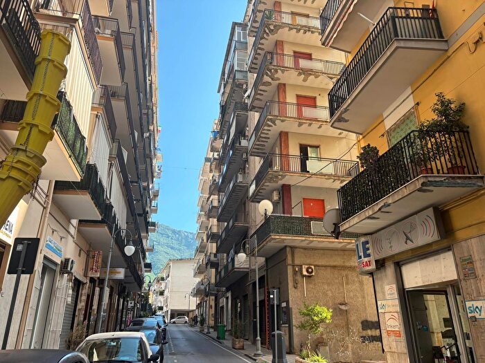 Appartamento con 5 locali in vendita in Via Bartolomeo Mangino, Pagani