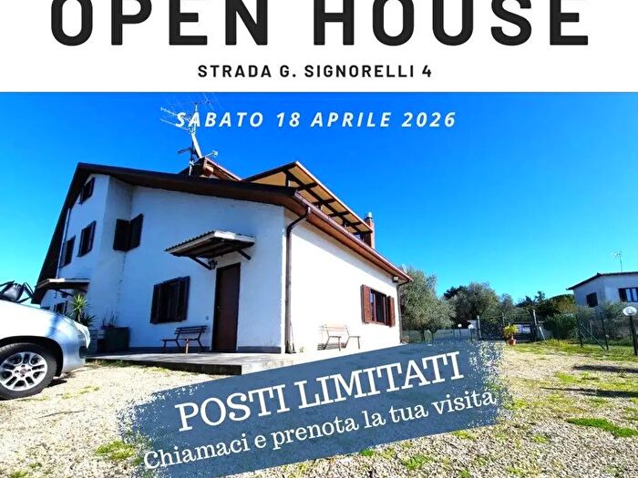 Casa trilocale in vendita in Strada Signorelli, Viterbo