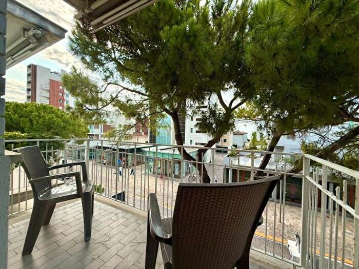 Appartamento trilocale in affitto in Via Bartolomeo Colleoni, Jesolo