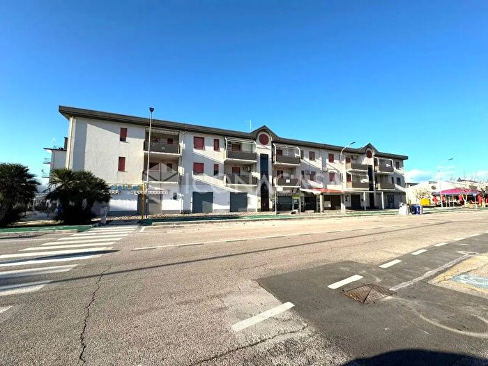 Appartamento bilocale in vendita in Via Alcide De Gasperi, Campomarino