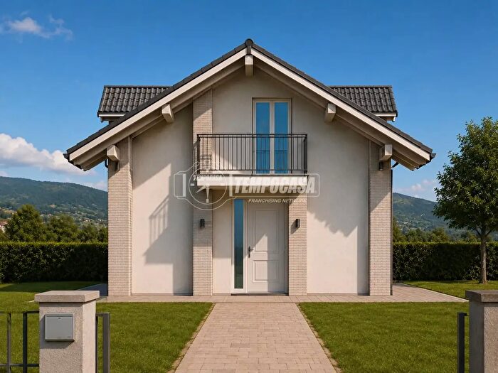 Casa con 5 locali in vendita in Via Aldo Moro, Pianezza