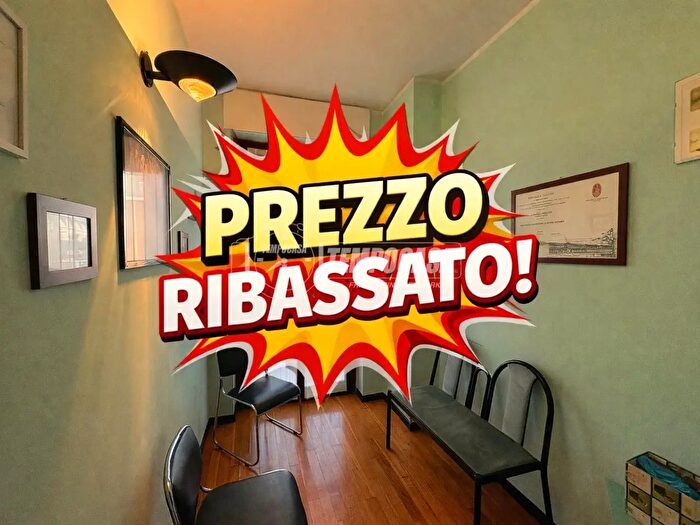 Appartamento trilocale in vendita in Via Teodorico, Milano