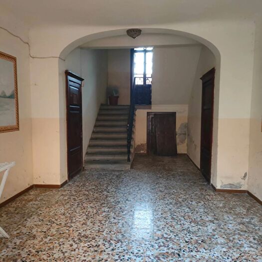 Appartamento con 11 locali in vendita in Pieve Fosciana, Pieve Fosciana